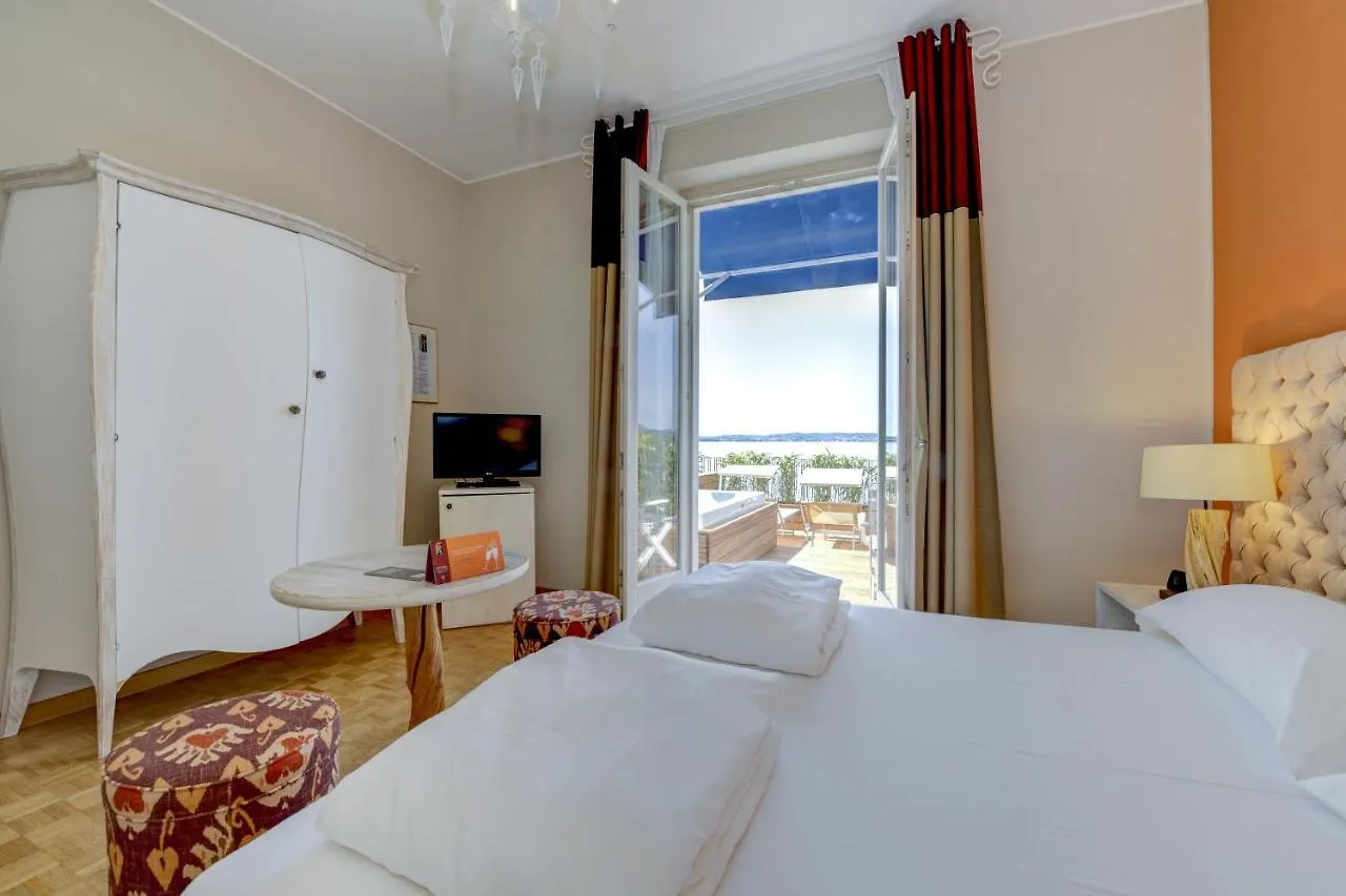 ****  Hotel Flaminia Sirmione Italy